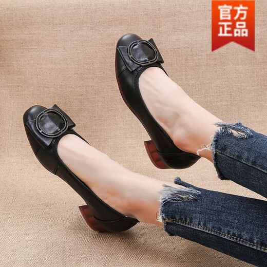 Hot-air mai spring and summer middle-aged women's leather shoes genuine leather comfortable mother's shoes shallow mouth low heel single shoes thick heel medium heel round toe women's shoes off white women's shoes that don't get tired of walking for a long time 6626 37