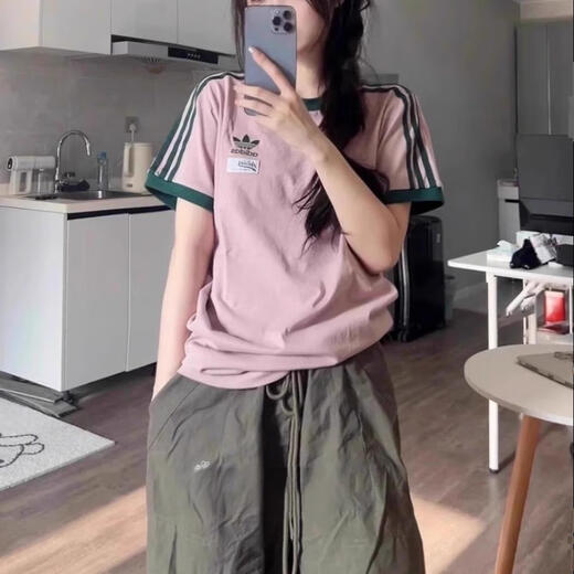 Adidas New Fashion Classic Damen Kurzärärmelte T-Shirt Taro Purple Sports Rundhals Hals lässig halbärmelig Top Trend 9893 Taro Purple Du9893 m