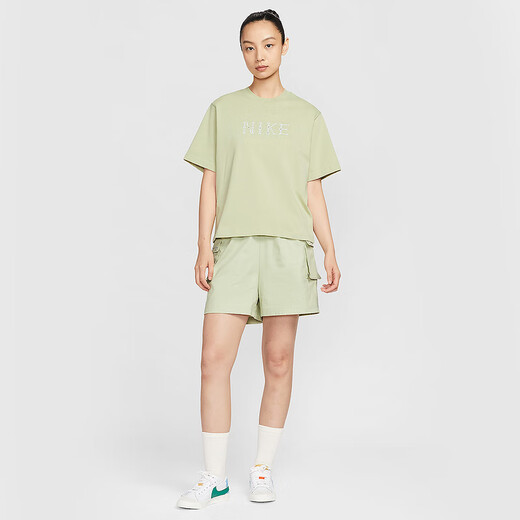 Nike (Nike) Женский летний летний новый повседневной дышащий в дышащий свободный вышитый спортивный шорты в средней длине IH9273-397 S