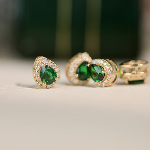 Muhuanshun 18k gold natural tsavorite water drop pendant, natural diamond inlaid gold, gorgeous and exquisite small water drop clavicle chain, pendant + Chopin chain