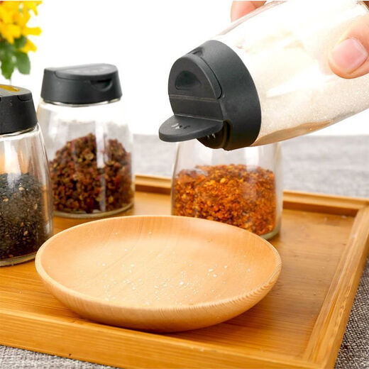 Seasoning bottle glass salt shaker barbecue seasoning bottle pepper sesame aniseed internet celebrity kitchen seasoning box oil kettle black single pack no Specifications