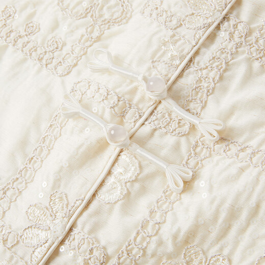 Xiangying New Chinese Style National Style Vest Women's 2026 Spring New Round Neck Vest Heavy Industry Embroidered Disc Button Stacking Top Lubai M 160/84A/95-110Jin Jin is equal to 0.5 kg