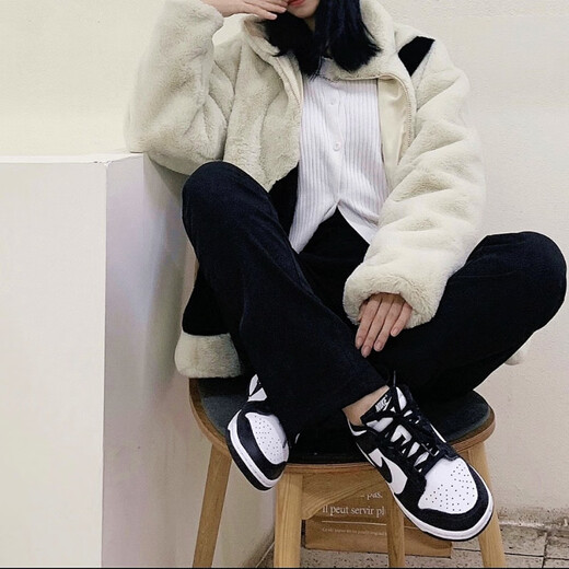
Nike (NIKE) DunkLow Zhou Yutong same black and white panda men and women low top shoes DD1503-101 DD1391-100 Adult men customization 39