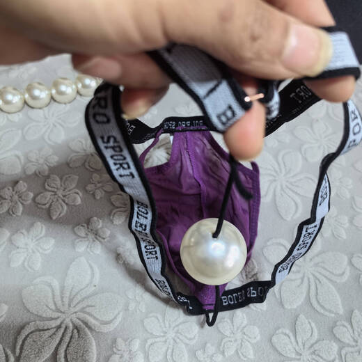 Men's double buttocks hanging 4 cm large beads, personalized play, stuffed into sexy thong, transparent buttocks stimulating underwear, black