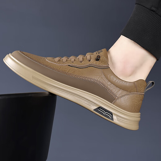 Edick Light Luxury Brand Casual Chaussures Printemps et été Nouveau Cuir en relief Cuir en relief confortable Top Black Black Shoes Trend 7027 Blanc 42