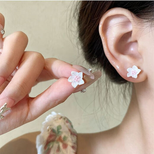 Plum style small fresh summer sweet camellia earrings girl heart forest small simple temperament earrings resin ear jewelry camellia earrings three pairs