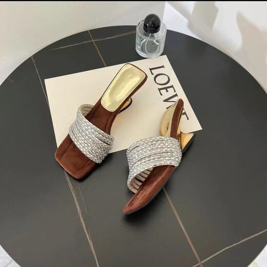 
Cheat French rhinestone heel sandals for women, summer high school thick heel slippers, versatile thick soft sole and light luxury gold, heel height 5cm 36 normal size, wide foot foot high shot one size