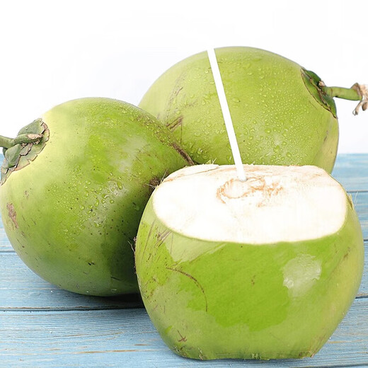 Hainan Wenchang Peeled Green Fresh Coconut Seasonal Fresh Whole Box Fruit Natural Coconut Water Origin Straight Hair 1 Pack Hainan Coconut with Skin