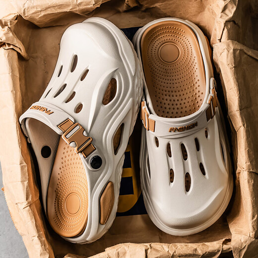 
Pilot Camel Sandals 2025 summer new men's sports outdoor beach hole shoes, driving non-slip wear-resistant sandals, khaki [Snap Series 13561] 45-46 [Size is too large, it is recommended to take a size smaller]