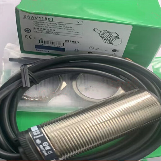 New Schneider proximity switch XSAV11801 V12801 V11373 V12373 Speed ​​measuring sensor XSAV11801