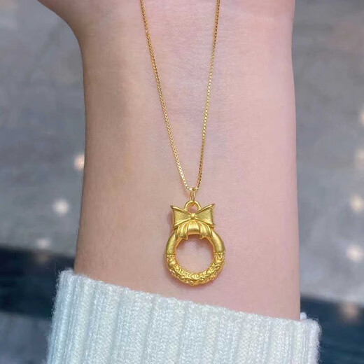 Yingtang Lao Phoenix 999 Gold Store Alluvial Gold Princess Bow Necklace Peace Buckle Pendant Imitation Gold Simulation Wedding Pendant Gold Beads Black Rope 60cm Lao Fengxiang Quality