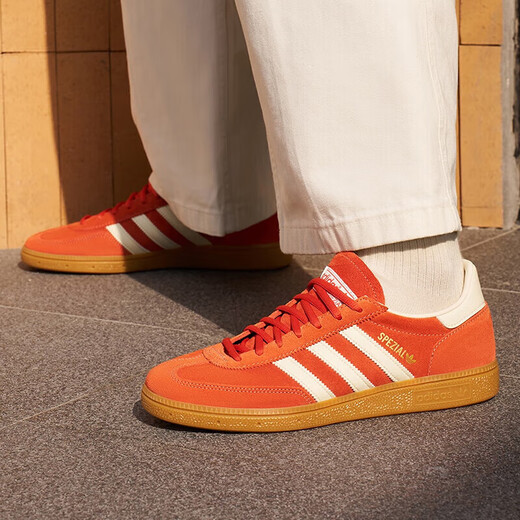 阿迪达斯（adidas）德训鞋男鞋女鞋2025夏季新款情侣运动鞋时尚潮流低帮透气休闲板 IG6191/砖红色 35.5