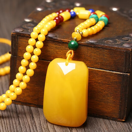 DL 1998 Fat Donglai same style beeswax Wushi brand pendant natural amber chicken oil xanthan ore old yellow water drop for men and women bead chain model Dafang brand 50g
