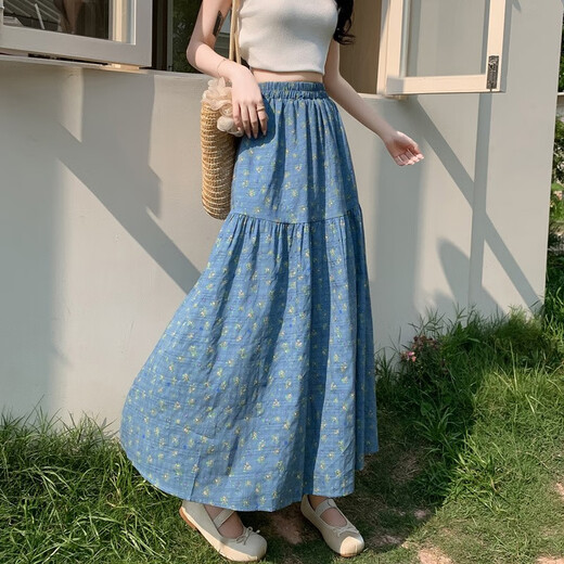 Capítulo genial (Kuzhang) Falda floral azul para mujeres en el verano 2025 Nuevo diseño de falda delgada de cintura alta de cintura alta Falda/Dang S de cubierta de cadera de nicho de cadera