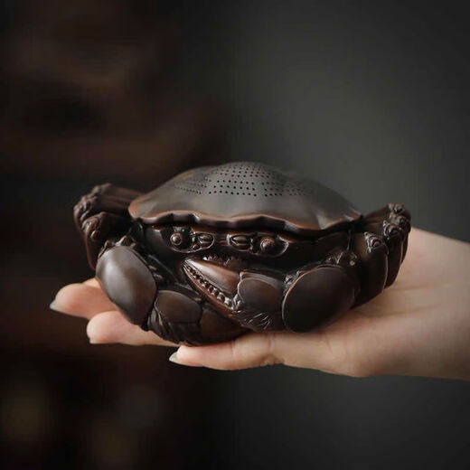 New high-end tea pet home table integrated filter ceramic crab ornaments filter combination purple sand tea pet purple pottery crab Bafanglaicai safe packaging