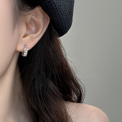 Ruihongxiang 999 sterling silver ear needles to attract wealth, copper money earrings, Qian Duoduo, light luxury, high-end retro new Chinese style earrings and earrings 999 sterling silver ear needles - gold - copper money earrings to attract wealth
