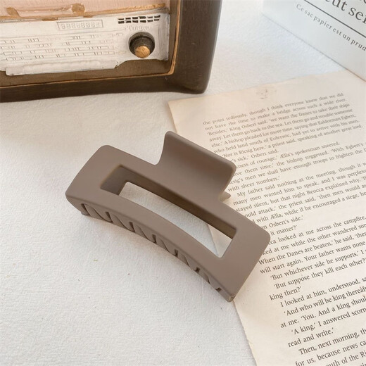 Barberry Temperament Frosted Clip Hairdress Women's Square Large Hairpin Back of Head Hair Clip Fashion Shark Clip Hair Clip Square Clip Black 1