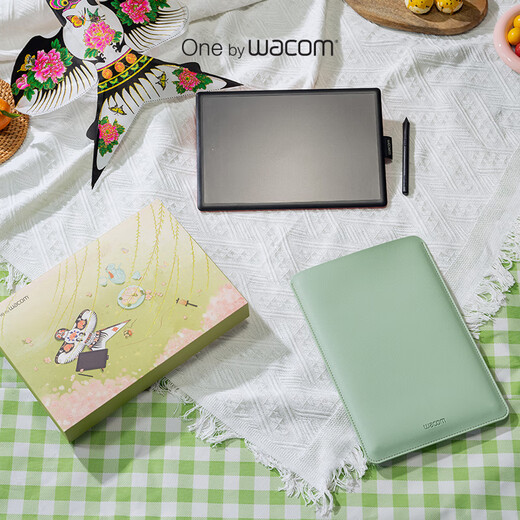 Wacom数位板CTL 672电脑绘画板电子绘图板手绘板网课手写板礼盒 CTL-672标准版赠原装笔芯5 27.7x18.9cm