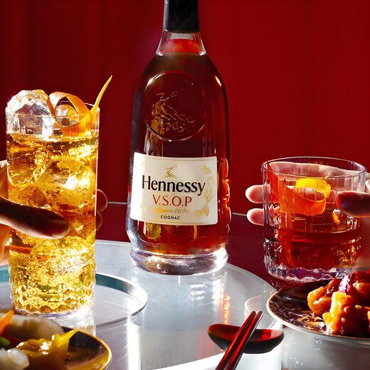 
Hennessy XO Hennessy VSOP Cognac Brandy French imported wine 700ml 1000ml Good choice for gifts Hennessy VSOP 700mL 1 bottle Gift box