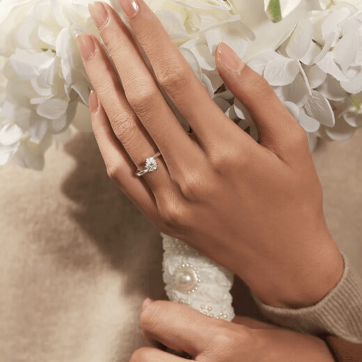 DR Proposal Diamond Ring K Gold/PT950 Platinum Elegant Snowflake Moissanite Diamond Ring Wedding Valentine's Day Birthday Gift 50 Points D-E Color/Extreme White Gift Box + Certificate PT950 Closed (Remark Number)