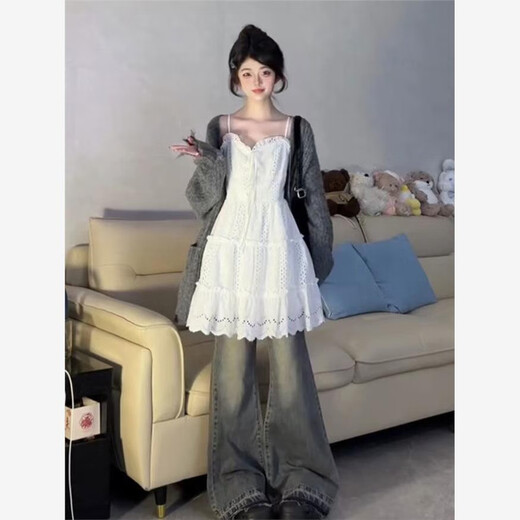 Chapitre cool (Kuzhang) 4884 personnes collectent des costumes en deux pièces, une petite jupe simple de robe de suspension de style collégial sweet