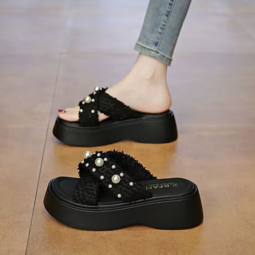 Tragen kleiner Duftpearl-Dick-Soled-Pantoffeln für Frauen Sommer 2025 Neue Hochseeland-Sandalen 6 cm erhöht kleiner Menschen schwarz 37