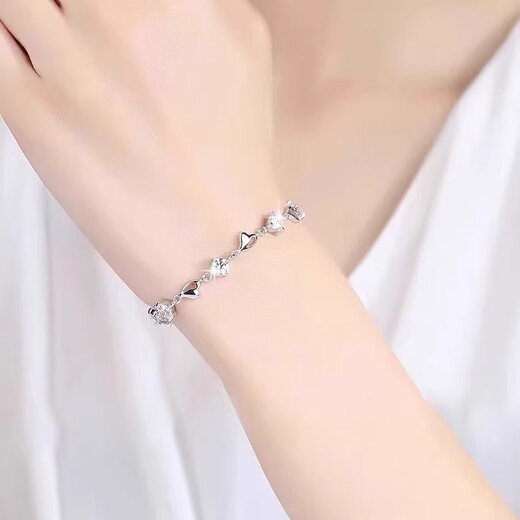 Lao Feng Yin Lou Xiang PT950 Platinum Bracelet Platinum Diamond Birthday Gift for Girlfriend and Wife Valentine's Day 1_Heart of the Ocean White Diamond