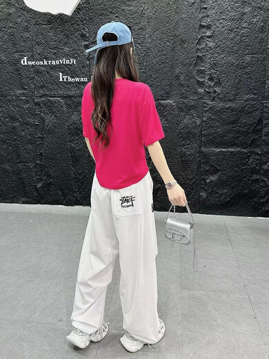 Nrdcz Top avec pantalon de travail pour femmes 2025 Summer de la bande de roulement de la bande de roulement Suisse à manches courtes T-shirt Square Dance Team Uniforme 3877 Dragon Fruit Clothes + 3878 White Pants S 80-100jin [Jin est égal à 0,5 kg]