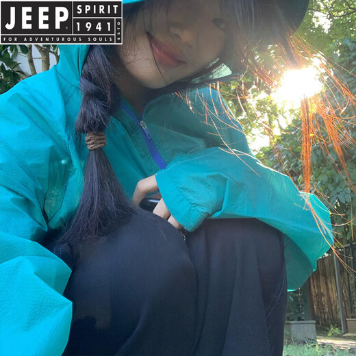 
JEEP SPIRITJEEP hiking sun protection clothes for female couple summer mountaineering sports ultraviolet light and thin style huge and beautiful ice silk jacket Bay Green S