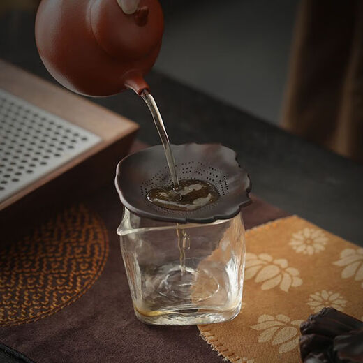 New high-end tea pet home table integrated filter ceramic crab ornaments filter combination purple sand tea pet purple pottery crab Bafanglaicai safe packaging