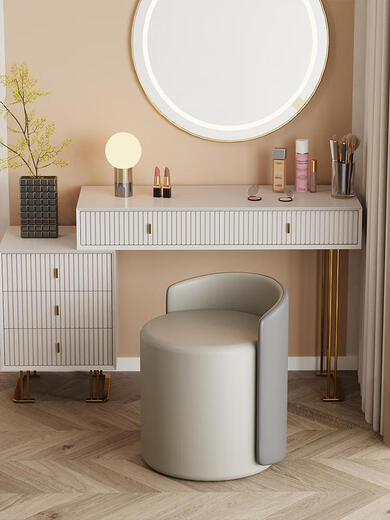 Tian Miaomiao Nordic makeup stool Internet celebrity dressing chair light luxury dressing table stool bedroom makeup chair living room round low stool manicure stool white cream style sherpa white