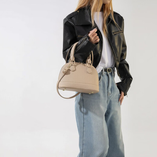 Espantapájaros bolso pequeño para mujer 2025 nueva moda retro bolso de concha portátil simple casual bolso cruzado de un solo hombro para mujer novia esposa madre regalo de la madre blanquecino