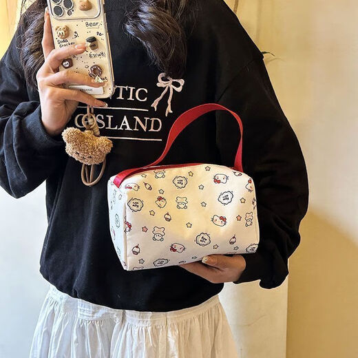 War Helm Cartoon New Katie Large Capacity Makeup Bag Travel Portable Storage Washing Three-dimensional Cute Handbag Nylon Cat Makeup Bag Without Pendants