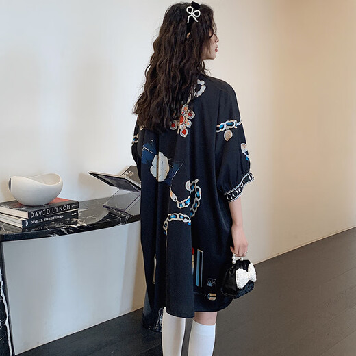 
Uniqkuku [same style in the mall] pajamas women's summer playful and cute V-neck cardigan loose large version nightgown 2694-black one size