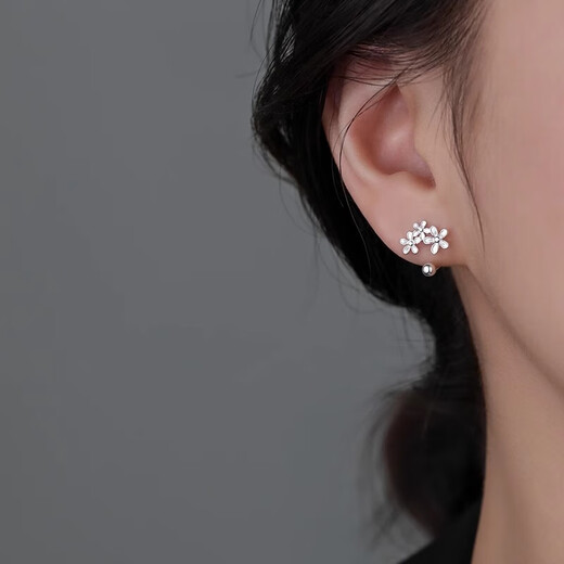 Kaximu 999 pure silver flower earrings women's ear piercing small earrings niche 2025 new earrings high-end sterling silver earrings S999 flower earrings gift box