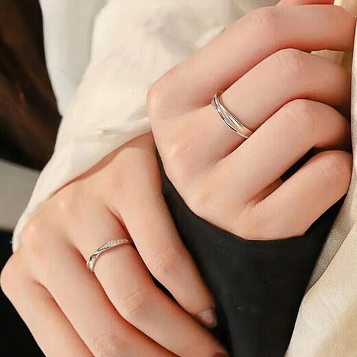 DR couple's pair of rings with 1 carat diamond ring for wedding and proposal. A pair of trendy, light and luxurious rings as a Valentine's Day gift for girlfriend. Infinite love. Adjustable.