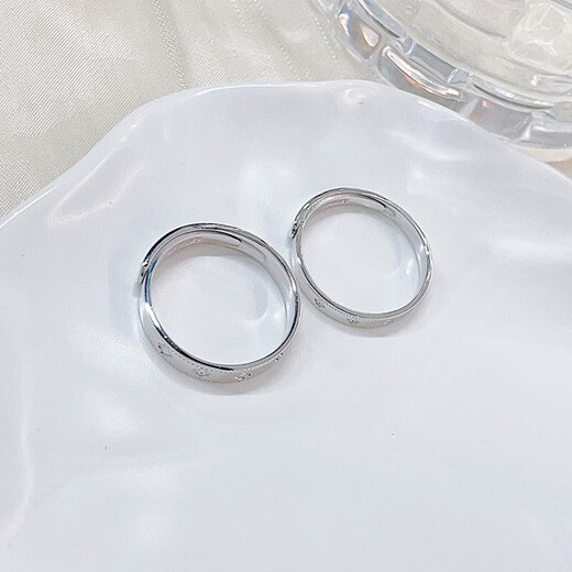 Laomiao platinum lucky four-leaf clover ring engagement ring ring Valentine's Day birthday gift about 8.92g