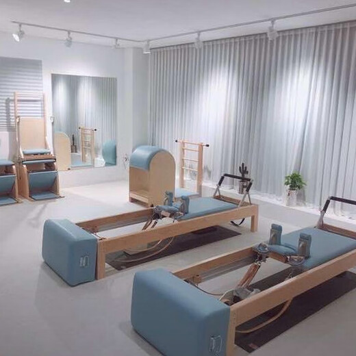 Tiya Pilates 6 small classes with large equipment (contact customer service to receive yoga clothes)