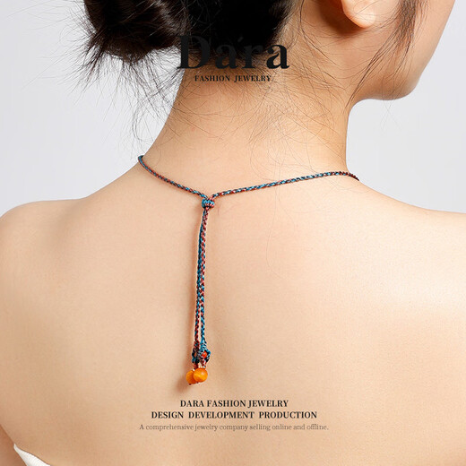 Dara natural beeswax pendant Russian chicken oil red old wax transfer ball bead necklace pendant practical Chinese Valentine's Day gift for girlfriend