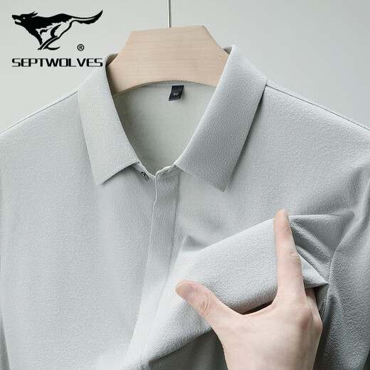 Siete Wolf Mulberry Silk Camiseta de manga corta Summer New Casual Business No Camiseta No planchado solapa de mediana edad Top 6913 azul marino 4xl 195/135