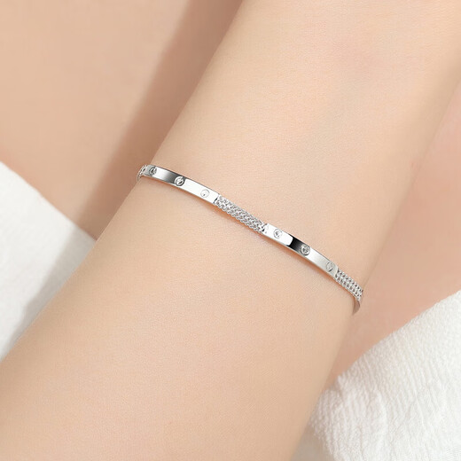 Axor Jewelry PT950 Platinum Bracelet Square Platinum Bracelet Car Flower Angel Kiss Women's Style Gift for Your Girlfriend PT950 Platinum Angel Kiss Bracelet About 5.3g