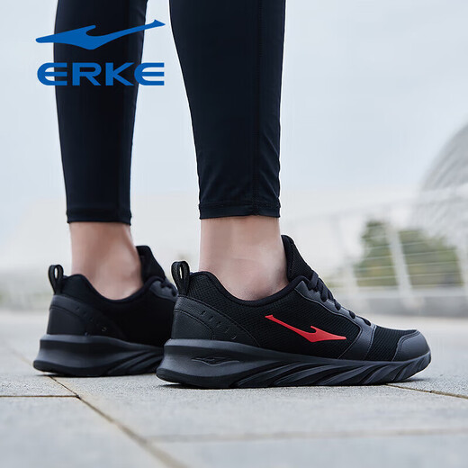 Hongxing Erke 2025 Nouveau été léger et respirant en cuir chaussures pour hommes noirs chaussures de jogging sale résistant
