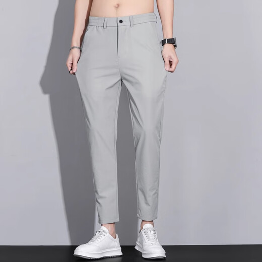 Pantalones de nueve puntos de verano para hombres Romon pantalones delgados de seda delgada delgada de los pies pequeños Pantalones casuales de la pierna recta de verano en el verano.