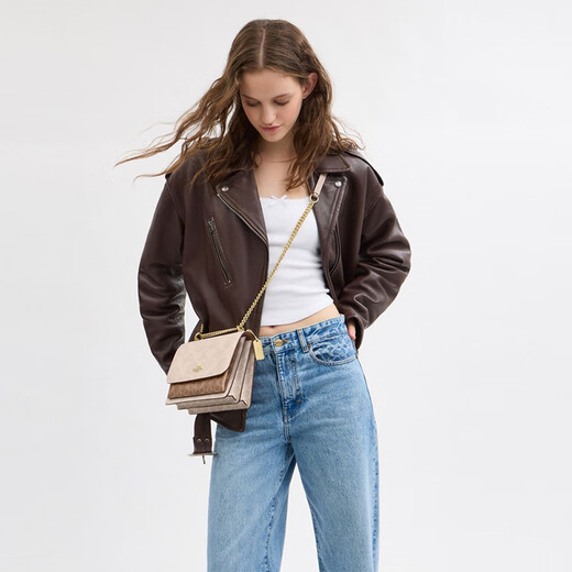 COACH Gift Outlet Women's Bag Color Blocking Classic Logo KLARE No. 21 Flip Shoulder Crossbody Bag Commuting IM/Sand Yellow/Brown Yellow