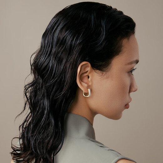 Fellala (fallala) Huacai Ribbon Earrings Women's Retro Earrings High-end Earrings Simple Earrings Holiday Birthday Gifts Huacai Ribbon Earrings | White