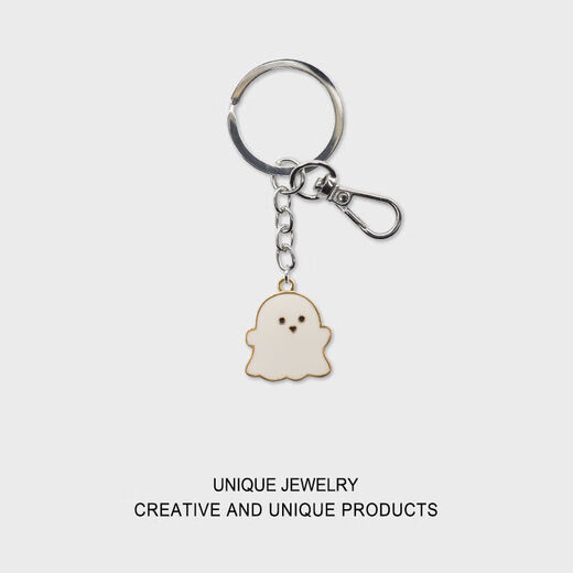 
[White Ghost] Keychain Simple Cartoon Accessories Men and Women's Schoolbags Keychain Couple Ornaments Black White + Black