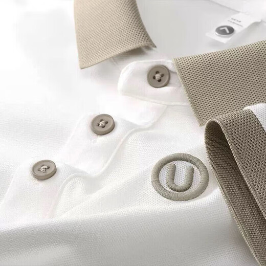 Lilang Sitio web oficial Fang Ship Store Sitio web oficial Pure Cotton Summer Shirt Summer Polo de manga corta para hombres V Bordery Casual Versátil suelto T [bordado H] Khaki-9901 M 48 Sugerencias 90-110Jin [Jin equivale a 0.5 kg]