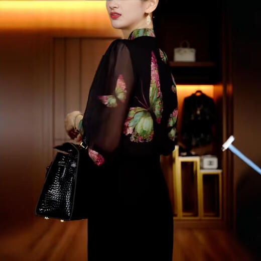 Simple high-end spring and summer new fashionable printed stand collar long-sleeved top for women's temperament mother outfit casual and age-reducing 695 landscape (Beautiful) One size S (recommended 80-105Jin [Jin equals 0.5 kg])