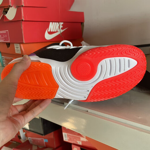 Nike (Nike) Chaussures décontractées Chaussures pour femmes Nouvelles chaussures de sport d'été Air Jordan Max Aura Xiaokang Basketball Shoes AQ9214-102 White Mandarin Duck 36
