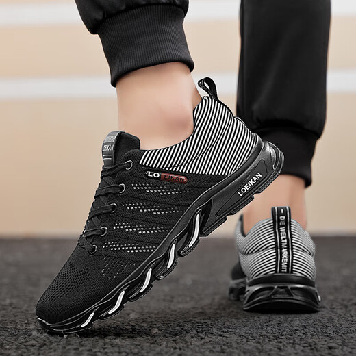 
The same brand sports shoes for men in summer new mesh breathable shock-absorbing running shoes flying odor-proof wear-resistant mesh shoes AC3888 black 41